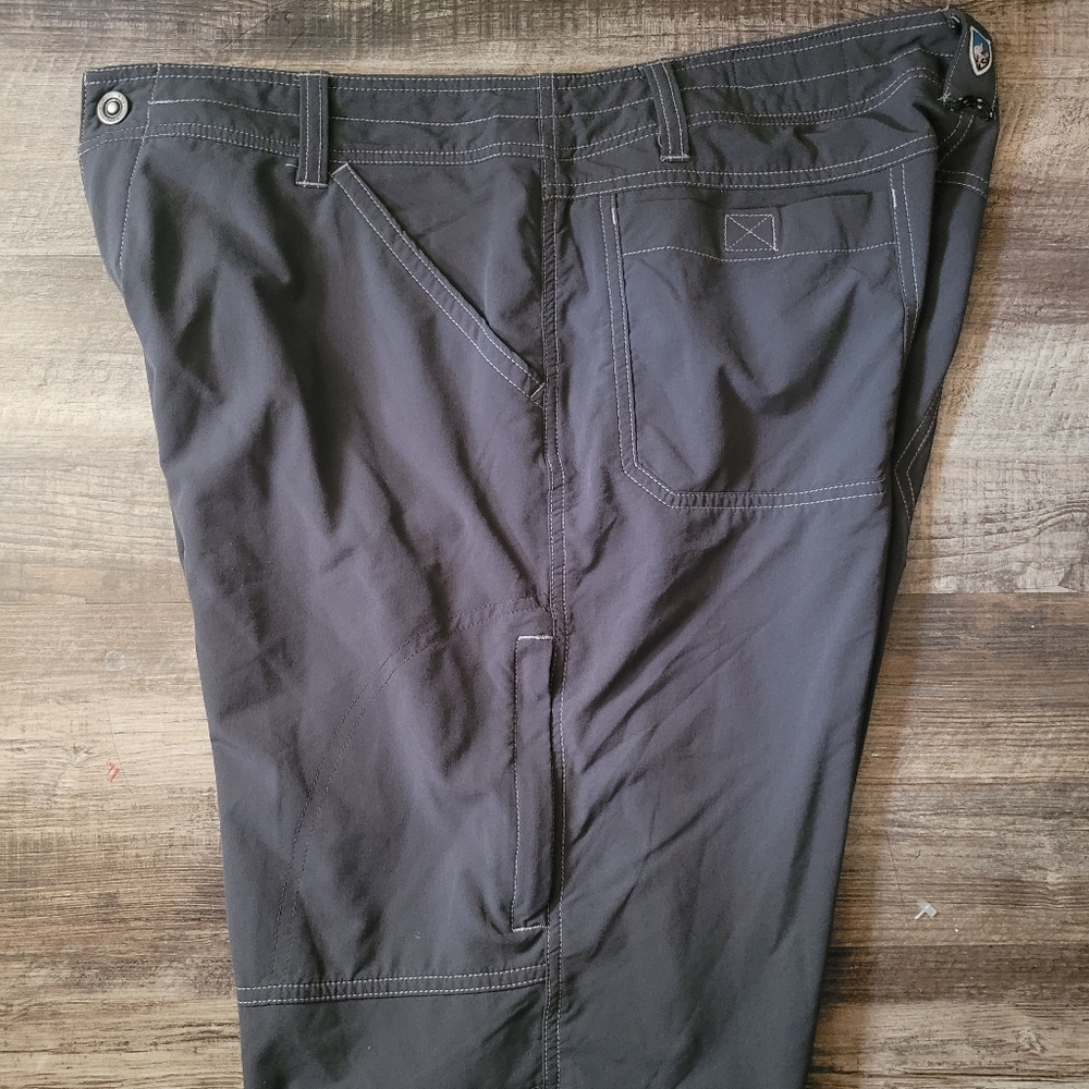 Kuhl Cargo Shorts Size 38 Grey Color